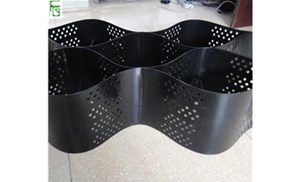 土工格室的核心功能